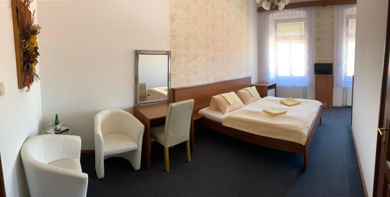 Pension Falko Cesky Krumlov Exterior foto