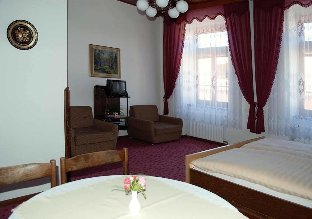 Pension Falko Cesky Krumlov Exterior foto
